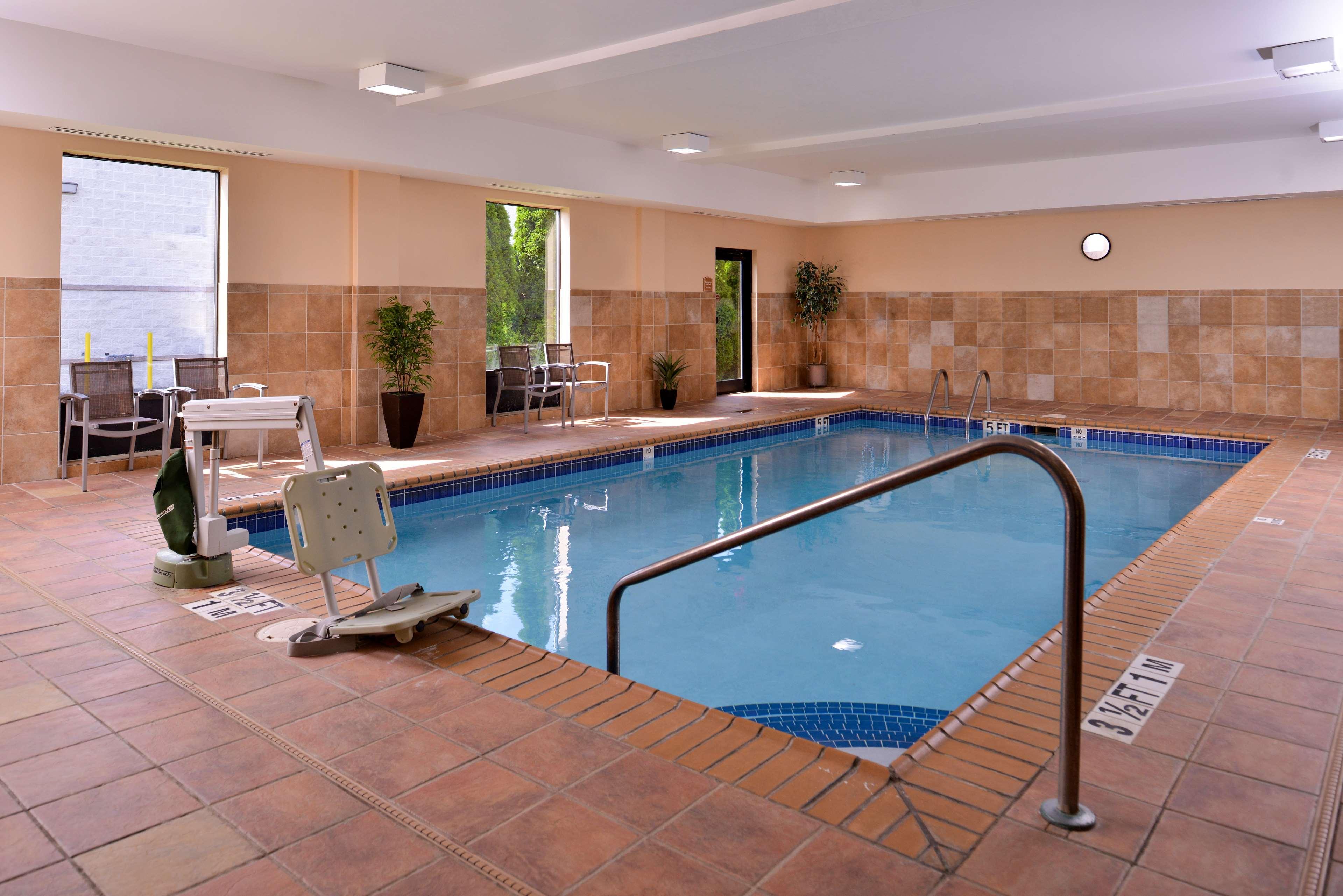 Best Western Plus University Inn Олеан Экстерьер фото