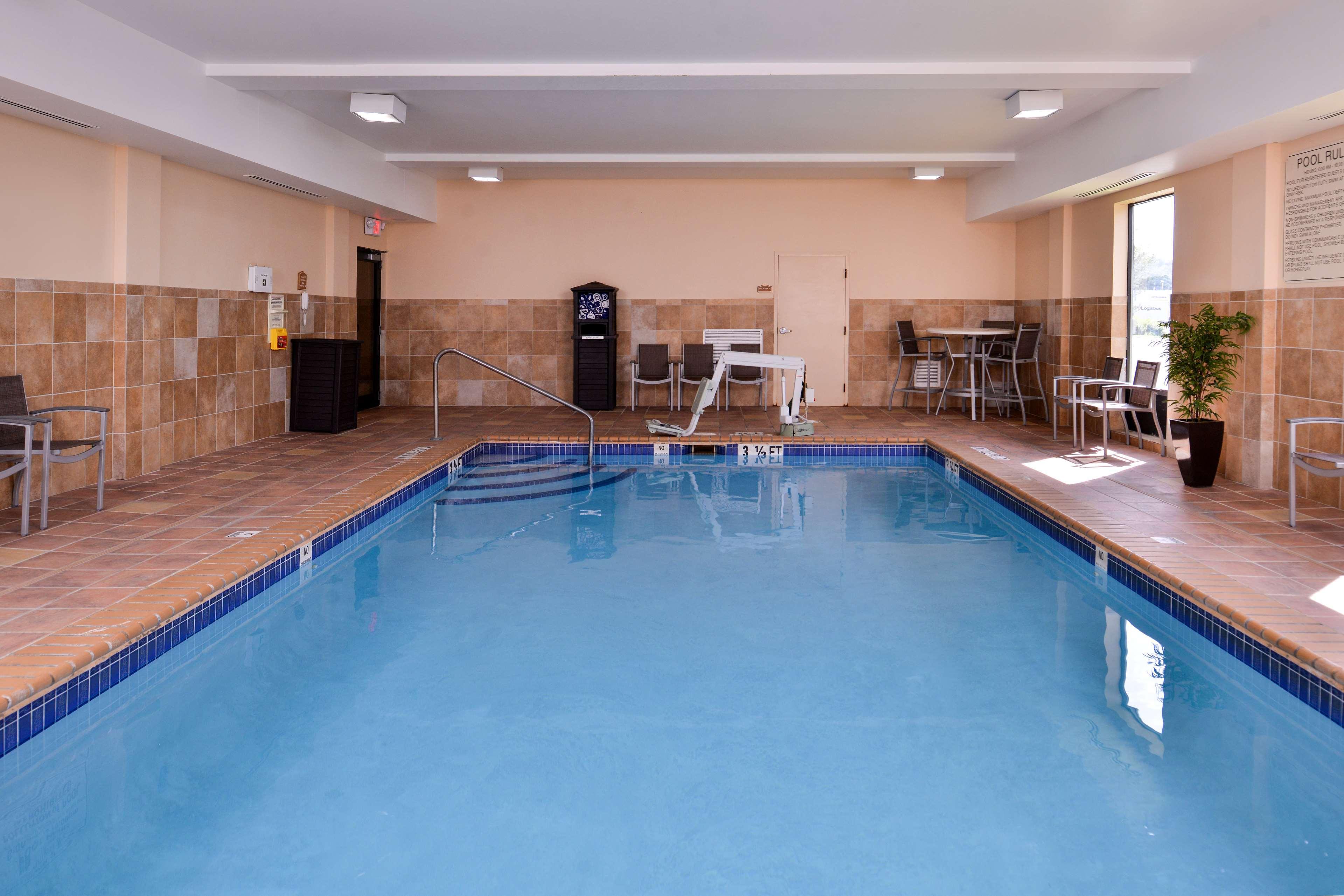 Best Western Plus University Inn Олеан Экстерьер фото